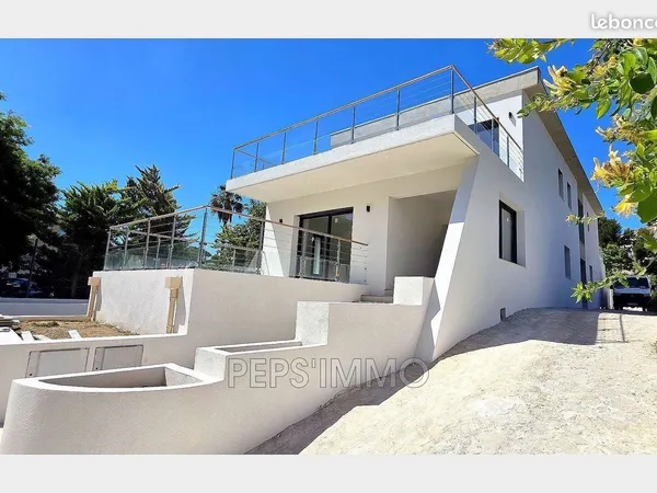 Duplex 4 pièces 127 m²