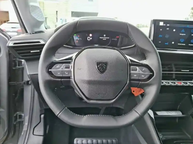 Peugeot 208 hybrid 110 e-dcs6 — photo 55