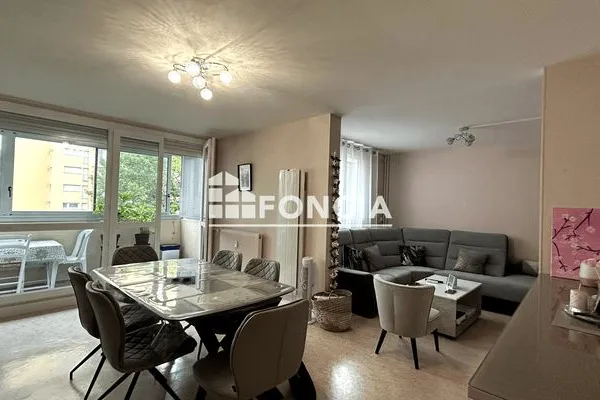 Appartement 5 pièces 99 m²