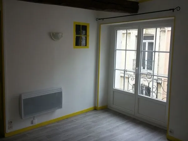 Studio centre Dieppe entre la Grande rue et la plage