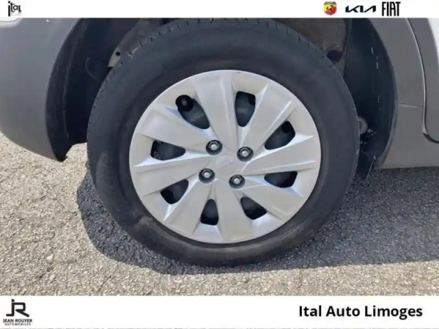 Kia Stonic 1.0 t-gdi 100ch motion — photo 11