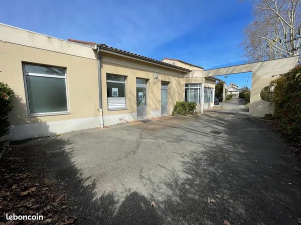 Bureau 176 m²