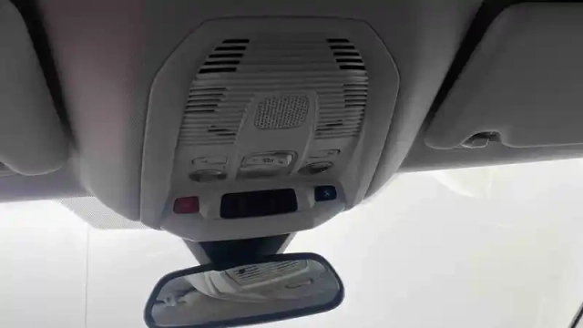 Peugeot 3008 1.2 puretech 130ch s&amp;s bvm6 — photo 23