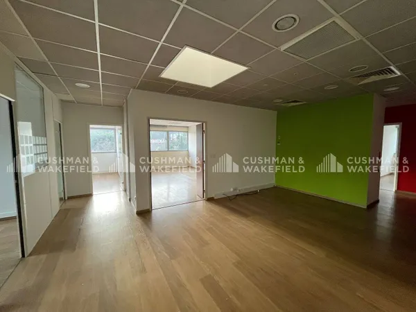 Bureaux 460 m²