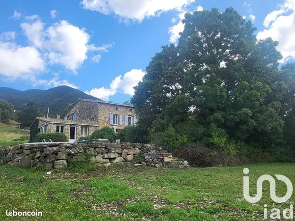 Villa 5 pièces 136 m²