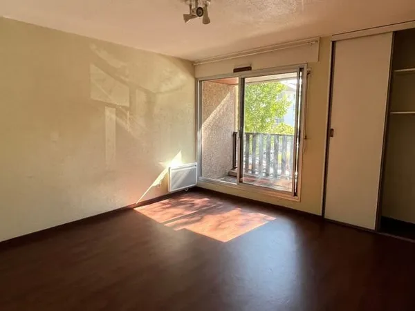 Studio 1 pièce 25 m²