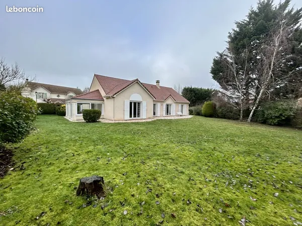 Maison 6 pièces 195 m²