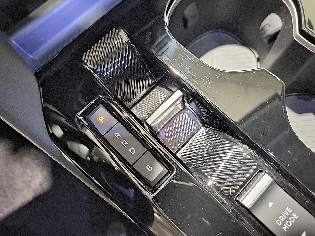 Citroën C5 X hybride rechargeable 225 e-eat8 max — photo 17
