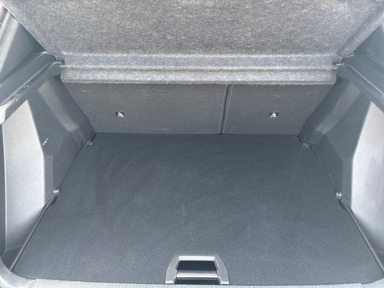 Peugeot 2008 1.2 puretech 130ch s&s gt eat8 — photo 6