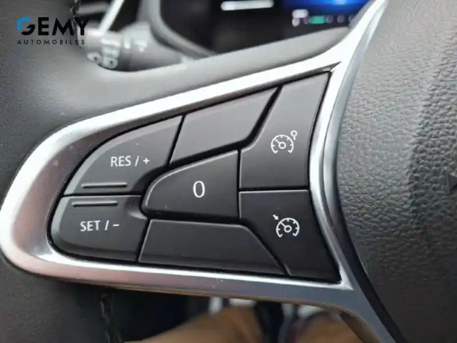 Renault Clio tce 90 — photo 20