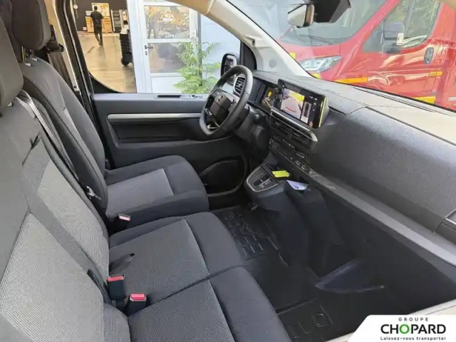 Opel Vivaro fgn sportive diesel 180 ch m automatique — photo 13