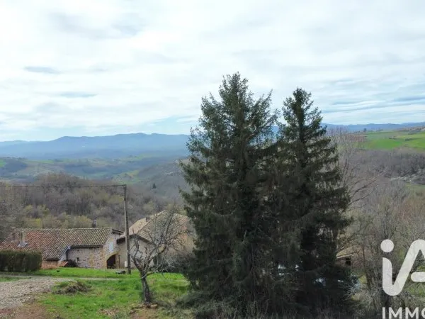 Terrain 1330 m²