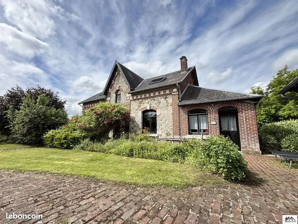 Maison 8 pièces 167 m²