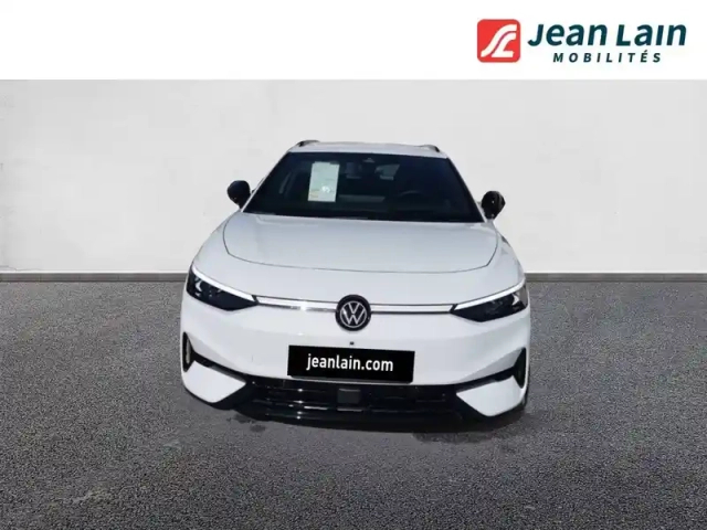 Volkswagen Id.7 tourer 286 ch pro — photo 2