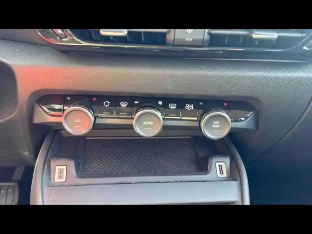 Citroën C4 sté 1.5 bluehdi 130ch feel nav business r eat8 — photo 14