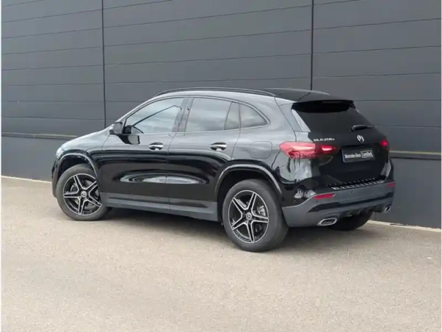 Mercedes Gla 250 e hybrid eq — photo 3
