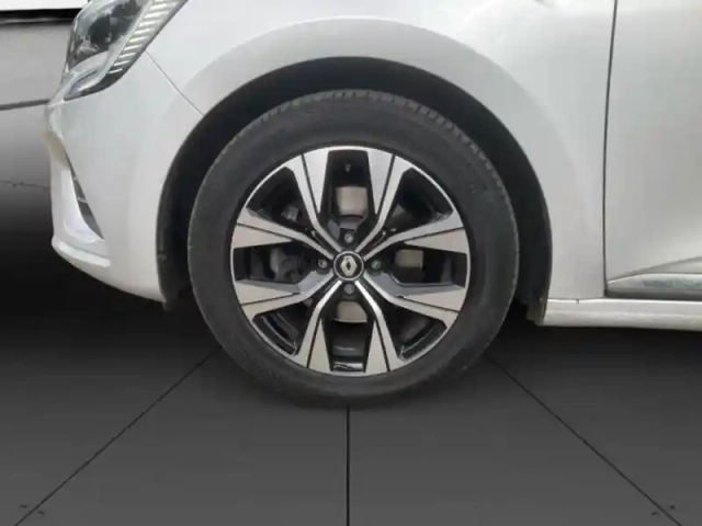 Renault Clio 1.5 blue dci 100ch evolution — photo 11
