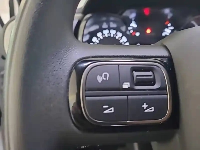 Citroën C3 puretech 110 s&amp;s eat6 — photo 27