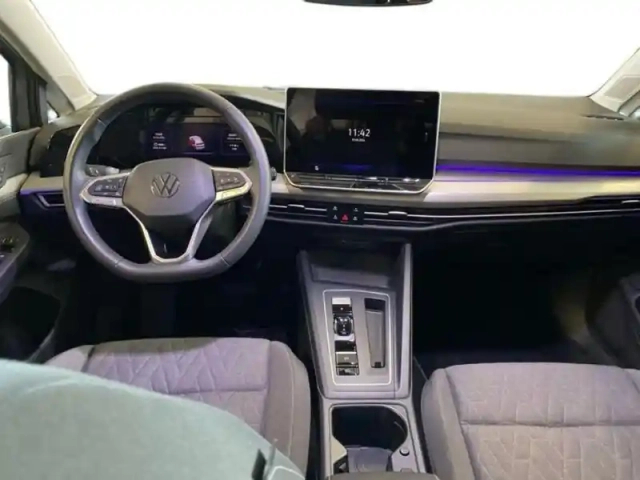 Volkswagen Golf 1.5 ehybrid 204 dsg6 vw edition — photo 18