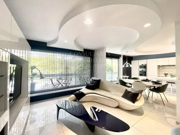 Appartement 5 pièces 108 m²