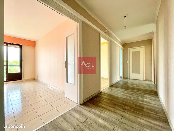 Appartement 4 pièces 94 m²