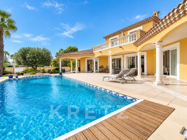 Le Grau d'Agde - Villa familiale, grand jardin et piscine à proximité de la plage