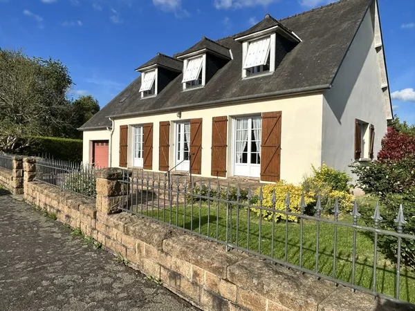 Belle maison dans le bourg