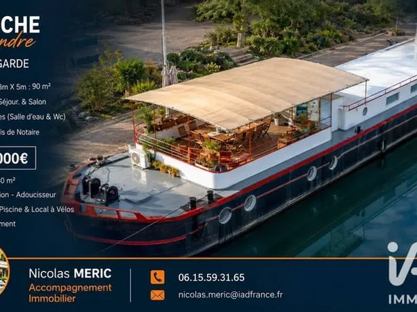 Péniche 6 pièces 90 m²