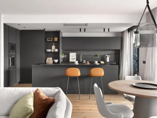 2 PIÈCES de 40m² + EXT(S) DE 10m² + PKG(s) + CAVE(s)