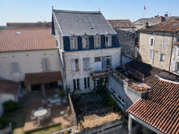 IMMEUBLE DE VILLE DE 400M2 HAB
