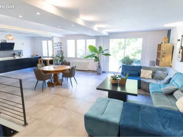 Maison familiale de 200 m² 5 chambres