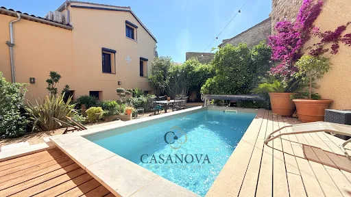 Maison 14 pièces 480 m²