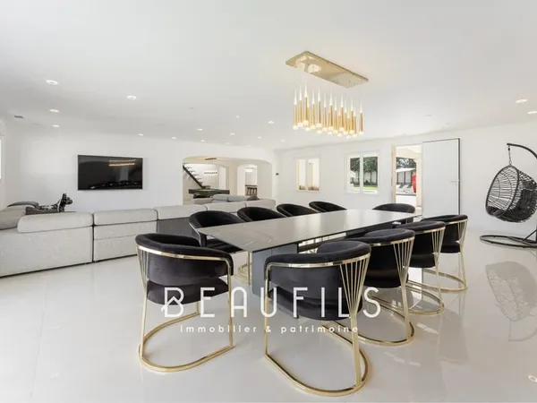 Exclusivité - Petite Camargue - Mas néo-provençal de 400m2