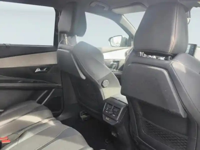 Peugeot 5008 1.5 bluehdi 130ch s&amp;s gt eat8 — photo 13