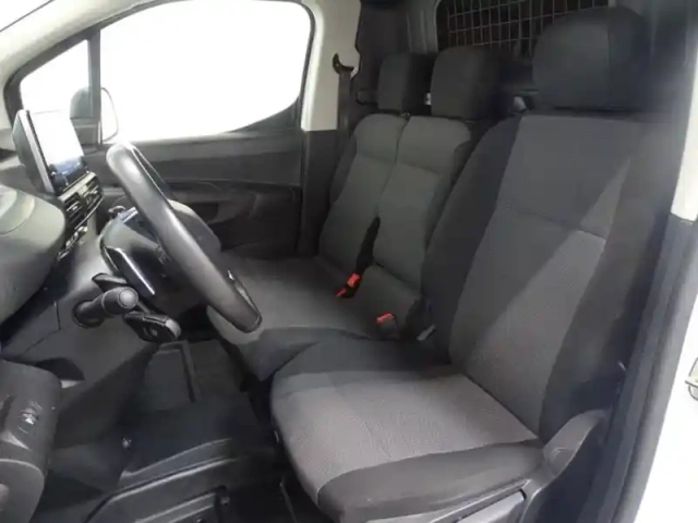 Peugeot Partner xl 950kg bluehdi 130ch s&amp;s eat8 — photo 10