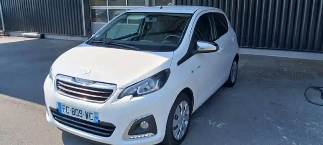 Peugeot 108 vti 72ch bvm5 — photo 2