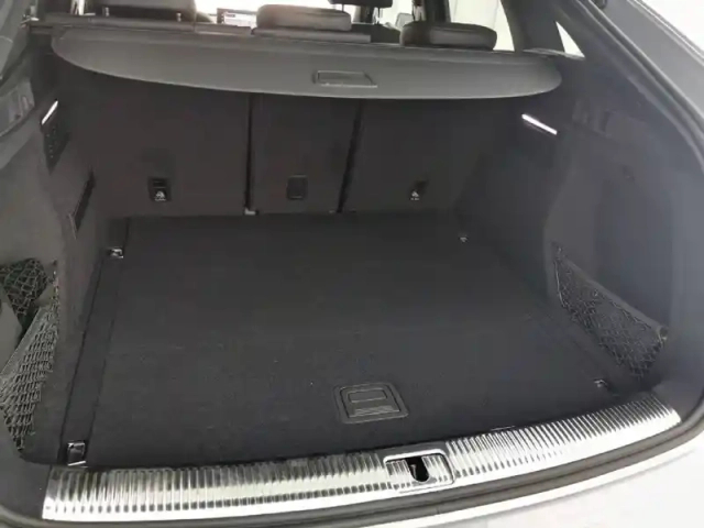 Audi Q5 sportback 40 tdi 204 s tronic 7 quattro — photo 31
