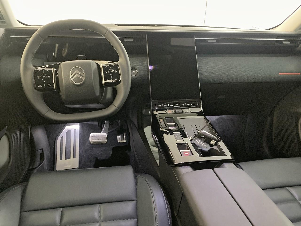 Citroën C5 Aircross hybride 145 ch e-dcs6 max — photo 8