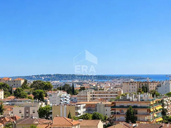 Appartement 2 pièces à vendre au Cannet, quartier Carnot - Travaux à prévoir