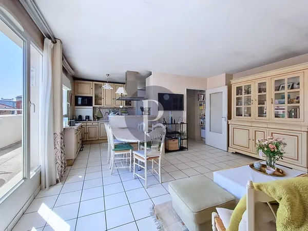 Bel appartement lumineux 4 pièces à Vitry-sur-Seine