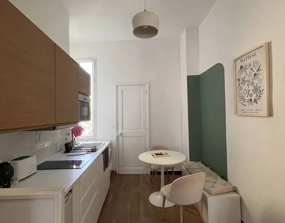 Studio 1 pièce 25 m²