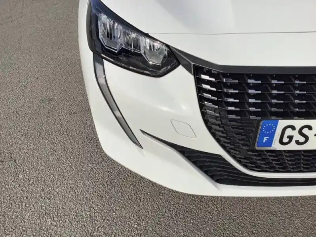 Peugeot 208 puretech 75 s&amp;s bvm5 — photo 38