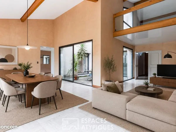 Maison 7 pièces 250 m²