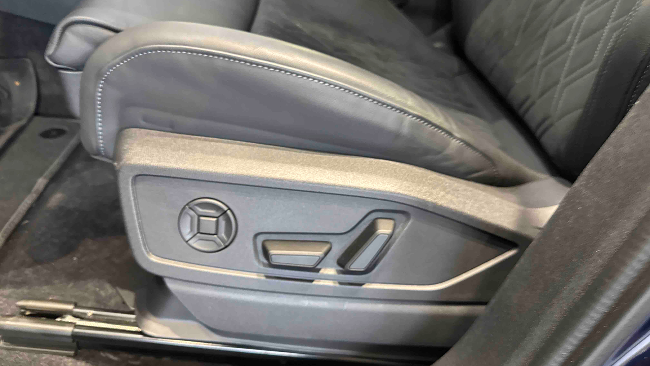 Audi Q5 TFSI 204 ch Hybride S tronic 7 Quattro — photo 22