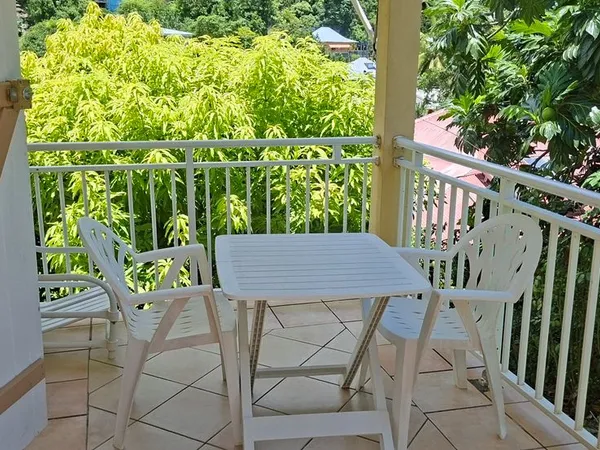 Location f2 meublé à chauvel 97139 Les Abymes