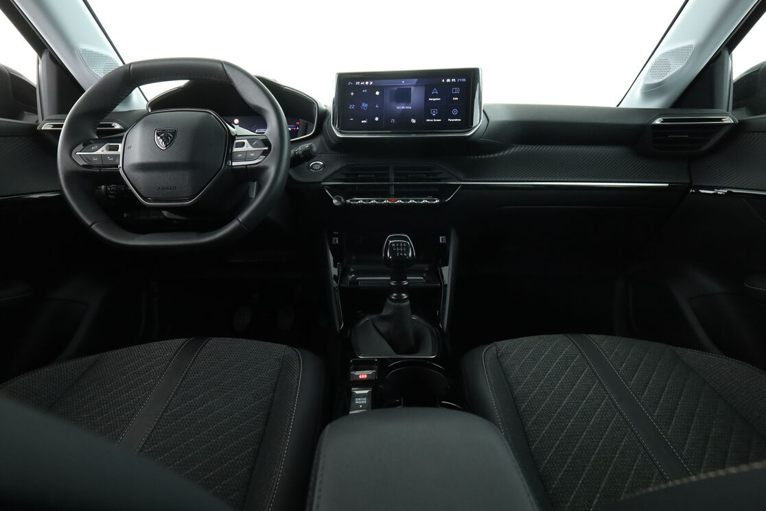 Peugeot 208 1.2 PureTech Allure — photo 11