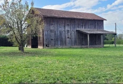 EXCLUSIVITÉ - ANCIEN SÉCHOIR AVEC FORT POTENTIEL