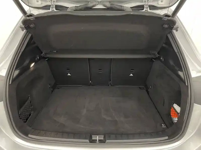 Mercedes Gla 250 e 8g-dct — photo 14