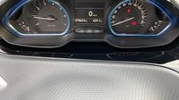 Peugeot 2008 1.2 PureTech 110ch Allure S&S — photo 21