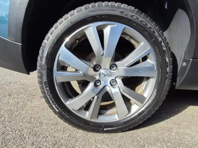 Peugeot 2008 1.2 puretech 130ch crossway s&amp;s — photo 7
